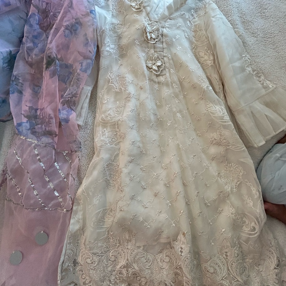 Fancy cream party wear 3 piece Pakistani outfit